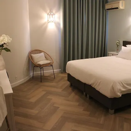 Casa Carioca Bed and Breakfast