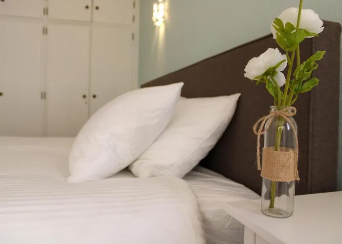 Casa Carioca Bed & Breakfast 4*