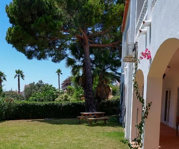 Casa Carioca Bed & Breakfast