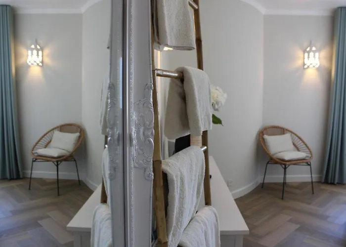Casa Carioca Bed & Breakfast 4*